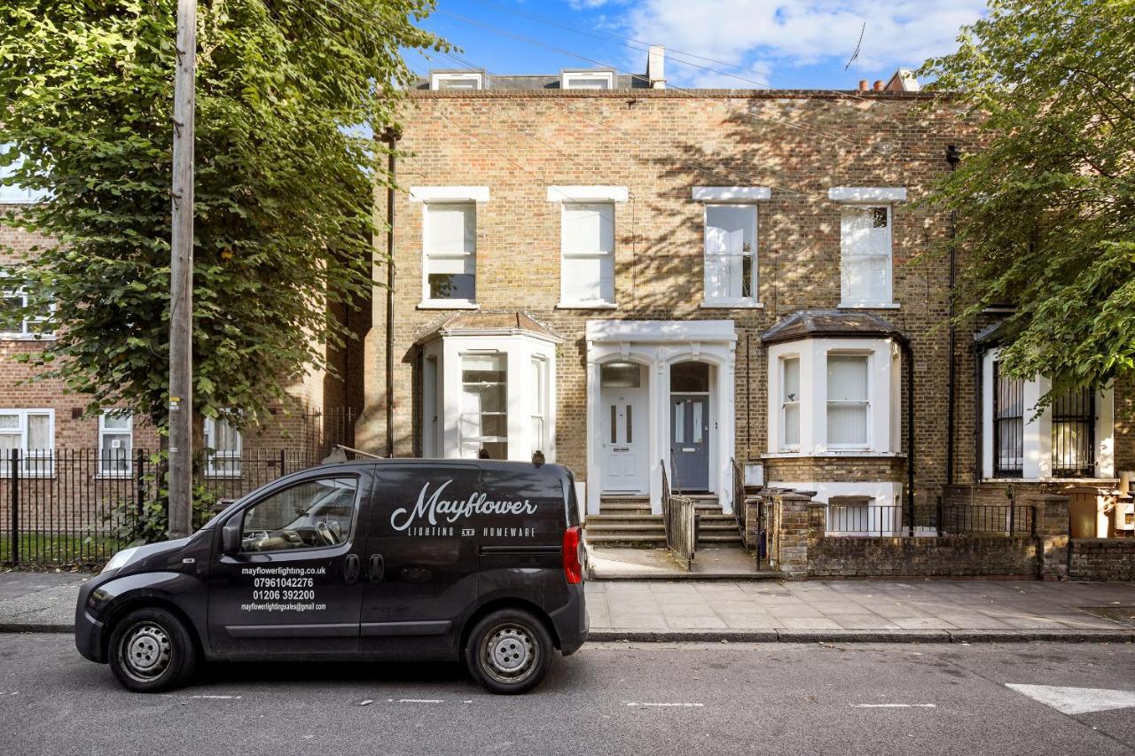 Hackney Suites London Exterior photo